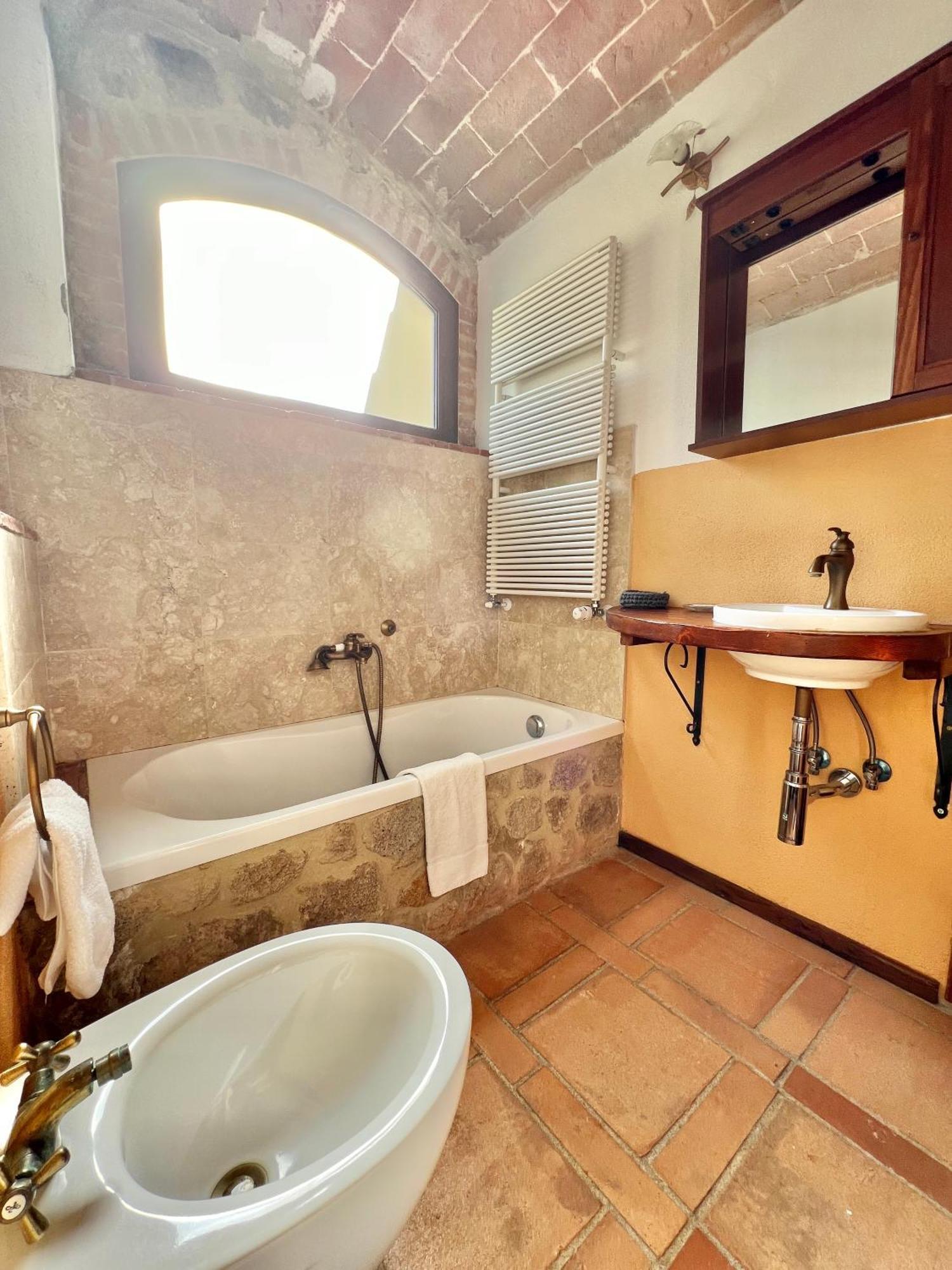 B&B Podere Legnotorto Кастел дел Пиано Стая снимка